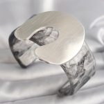 Siyah Mermer Desen Akrilik Plaka Vintage Kadın Bilezik