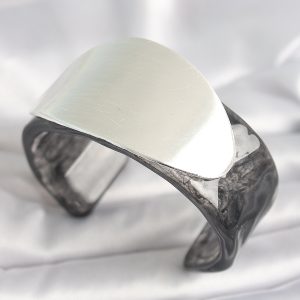 Siyah Mermer Desen Akrilik Plastik Gümüş Oval Plaka Model Vintage Kadın Bilezik