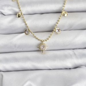 Zirkon Taşlı Kutup Yıldızı Model Pirinç Gold Renk Kadın Kolye