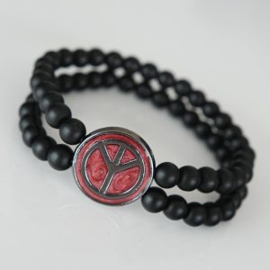 Barış Figürlü Bordo Renk Füme Metal Aksesuarlı Çift Sıra Oniks Doğal Taş Erkek Bileklik