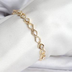 14K Gold Renk Kaplama Baklava Dilim Model Kadın Bileklik