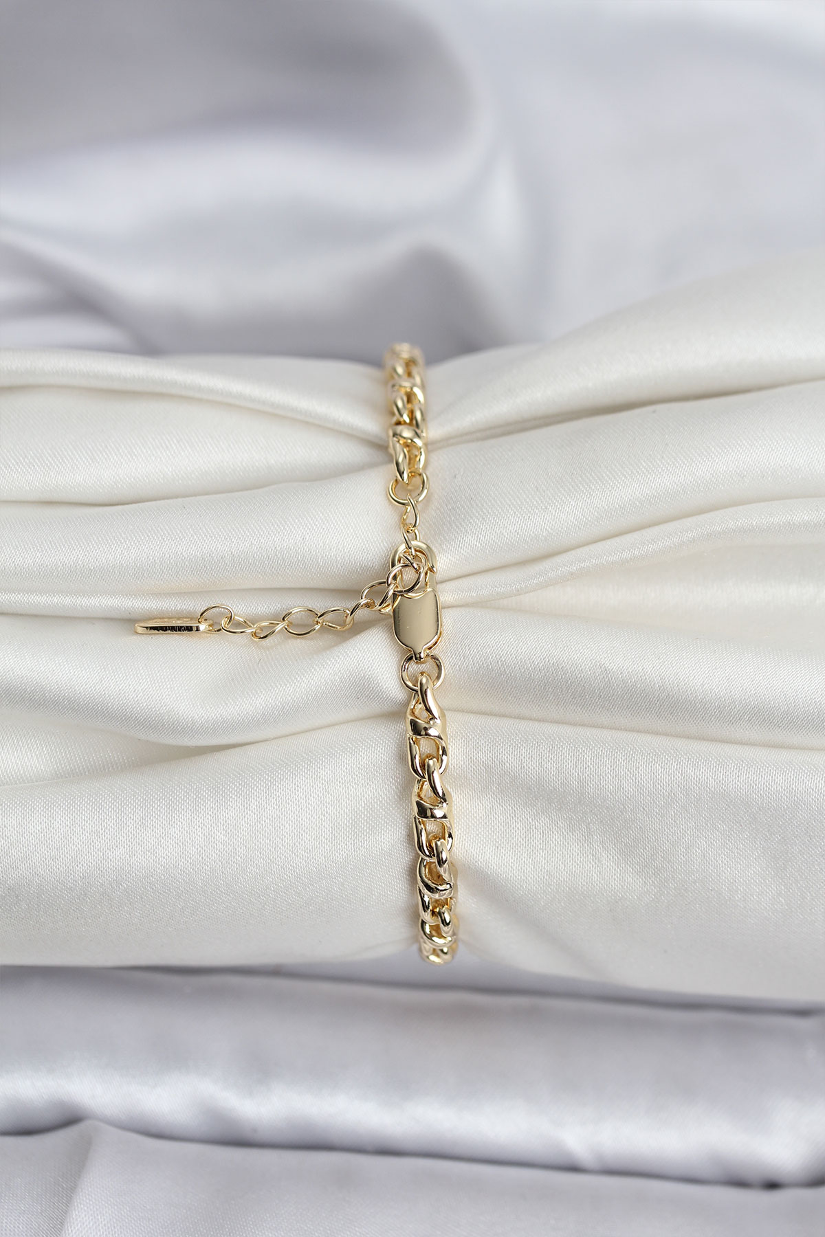 14K Gold Renk Kaplama Zincir Model Kadın CM Bileklik