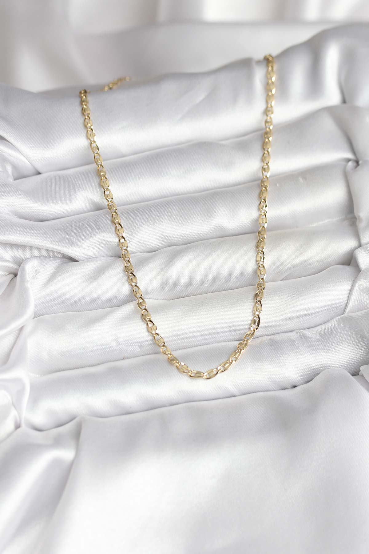 14K Gold Renk Kaplama Ezme Plaka Model CM Kadın Kolye