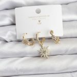 Pirinç Gold Renk Kutup Yıldızı Model 3'lü Kadın Küpe Seti