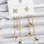 Lotus Model Gold Renk Pirinç Sallantılı Kadın Küpe