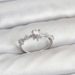 Gümüş Renk Pirinç Yıldız Model Kadın Yüzük