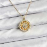 316L Çelik Zincir Gold Renk Kutup Yıldızı Kapaklı Model Kadın Kolye