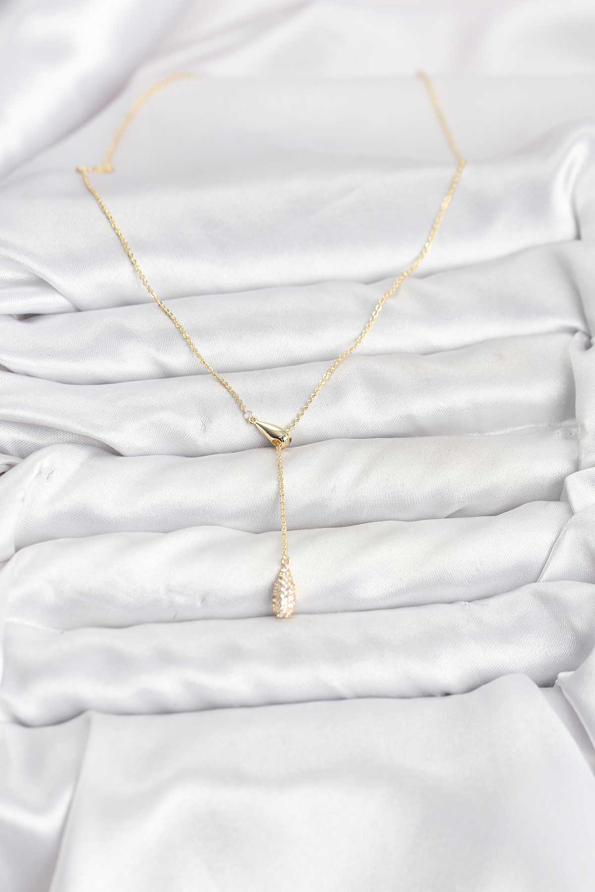 Pirinç Gold Renk Asansörlü Damla Model Kadın Kolye