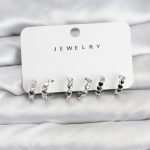 Gümüş Renk Pirinç Minimal Kalp Detaylı Kadın Küpe Seti