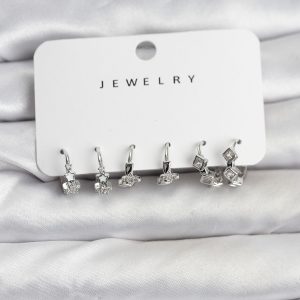 Gümüş Renk Pirinç Yıldız Modelli Kadın Küpe Seti