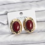 Bordo Renk Oval Vintage Pirinç Kadın Küpe