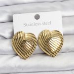 316L Çelik Gold Renk Kalp Model Kadın Küpe