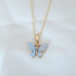 Gold Renk Kaplama Buz Mavisi Renk Sedefli Kelebek Kolye