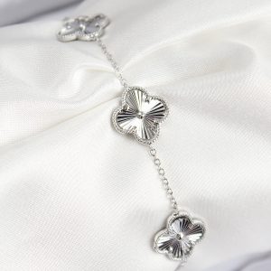 VIP Pirinç Yonca Model Gümüş Renk Kadın Bileklik